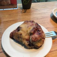 Blueberry scone at Goodies Berlin - Schlachtensee in Berlin