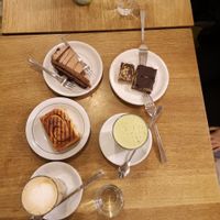 Range of the vegan options - cinnamon buns, chocolate pastry, matcha etc at Goodies Berlin - Globetrotter - Maybe closed in Berlin