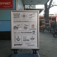Poster - "vegan and vegetarian, gluten and sugar free options, everything to take away as well at Goodies Berlin - Globetrotter - Maybe closed in Berlin