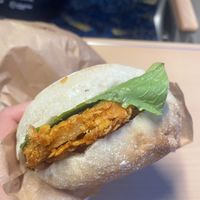Crunchy chicken vegan 4€  at backWERK - Hachmannplatz in Hamburg