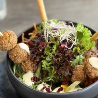 Vegane Falafel Bowl  at Die Fliegerei in Zell Am See