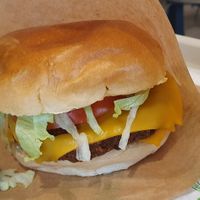 Cheese burger at Veganil in Paris