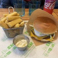 Formule Burger Combo w/ Vegan Mozzarella  at Veganil in Paris
