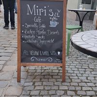 at Miri‘s Café in Passau