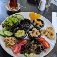 Vegan breakfast at Lattas Coffee in Istanbul