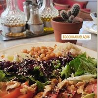 Jose´s bowl salad with quinoa, chickpeas and avocado at La Cocina de la Abuela en Bariloche in San Carlos De Bariloche