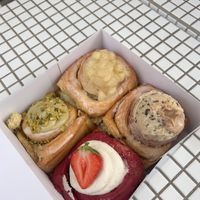 clockwise: apple strudel, cookie dough, red velvet, pistachio (my favourite!!)  at Cinnamood in Basel