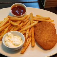 Veganes Schnitzel at Biergarten "Am Stöter" in Witten