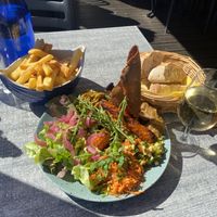 Superleckerer Salat  at Le Saint Louis in Belle-ile-en-mar