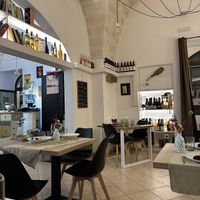 Interior of the restaurantt  at Fuori Menù in Fasano