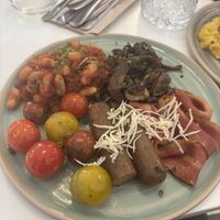 Englisches Frühstück  at Bistro Deppat in Vienna