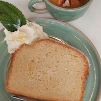 Zitronenkuchen at Bistro Deppat in Vienna