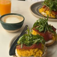 Breakfast bagels at Bistro Deppat in Vienna