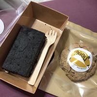 free brownie  at Kem-Kon KhaoSan (เข้ม-ข้น ข้าวสาร) in Bangkok