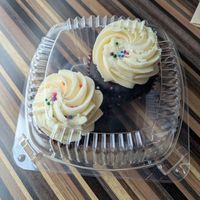 Day old cupcakes half price at Strawberry Blonde Bakery in Ottawa