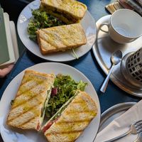  at Underdogs' Café in Prague