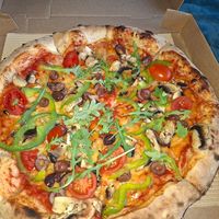 Vegan pizza con vendure at Casa Il Borgo in Rhodes