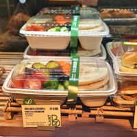 Hummus salad and pita bread meal box #Veganuary at ICN - Coffee@Works in Incheon