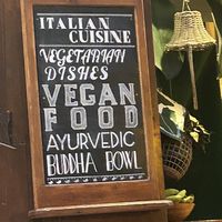 Misleading signs   at Soul Food in Valletta