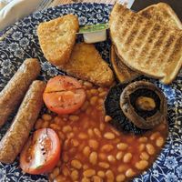 Small vegan breakfast at Goodman's Field - JD Wetherspoon in East London