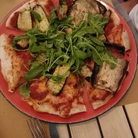 Pizza, no cheese at Osteria E Pizza Vizio Antico in Elba