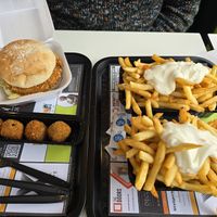 Fries, burger and balls at Frituur De Bosrand in Bruges