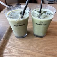 Medium and light roast matcha (left to right)  at Matcha Roastery - 抹茶ロースタリ in Uji