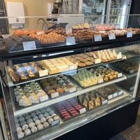 Cakes and pastries!   at Thunberg's Kreative Hjørne in Copenhagen