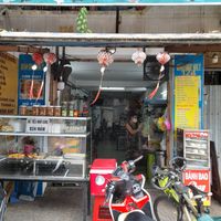 Looking in at Như Ý in Ho Chi Minh City