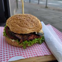 Burger with  Tofu and grilled vegetables at 3 B's (Breakfast Burger Barbecue) Bremen in Bremen