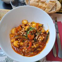 Gnioggi mit frischem Gemüse an Tomatensauce at O Sud in Bastia