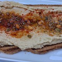 Hummus toast at Fem un Brunch in Barcelona