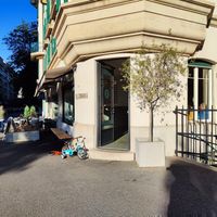 Exterior at Gelato Mania in Geneva