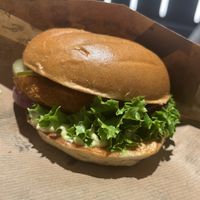 Veganer Chicken-Burger  at VINCENT in Bremen
