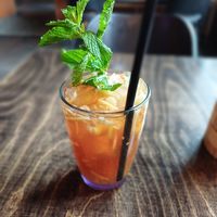 Apple Ginger Ice Tea at Mom's - Vegan Cooking in Berlin