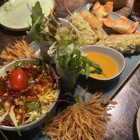 Appetiser platter for 2  at Mom's - Vegan Cooking in Berlin