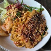 Fake duck and ramen at Mom's - Vegan Cooking in Berlin