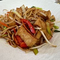 Gebratene Soba Nudeln mit Tofu  at Dōzo  in Bamberg
