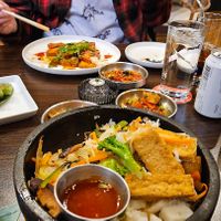 Bibimbap (rice & veg), mandu (dumplings), blueberry rice beer (makku), & korean fried tofu, free sides at Bebap in Rochester