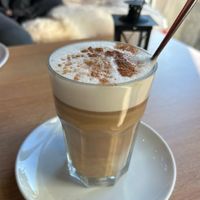 Café Latte mit Hafermilch  at Mahlwerk Coffee in Rostock