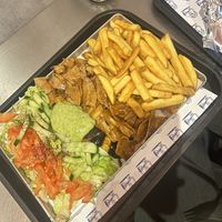 dönerteller no onions and guac  at Zerö Kebab in Berlin