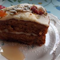 Carrot cake at Vegan Chouke in Brussels