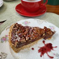 Delicious pecan caramel pie at Vegan Chouke in Brussels