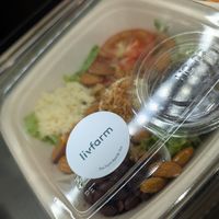 Hummus and veg at ICN - livfarm - T1 in Seoul