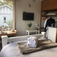 Queen room   at Lovely Vegan Homestay in Newstead