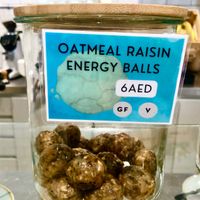 Oatmeal raisin balls at Shimis Yoga in Dubai