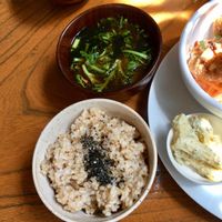 lunch plate accompaniments  at Pole Pole in Tokyo