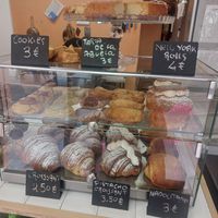 Cookies, tartes and croissants at Pastelería Málaga Vegana in Malaga