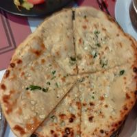 Garlic nan without butter at Koh-i-noor in Barcelona