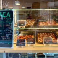 Focaccia and pizza   at ITACA - Cocina Botanica in Granada